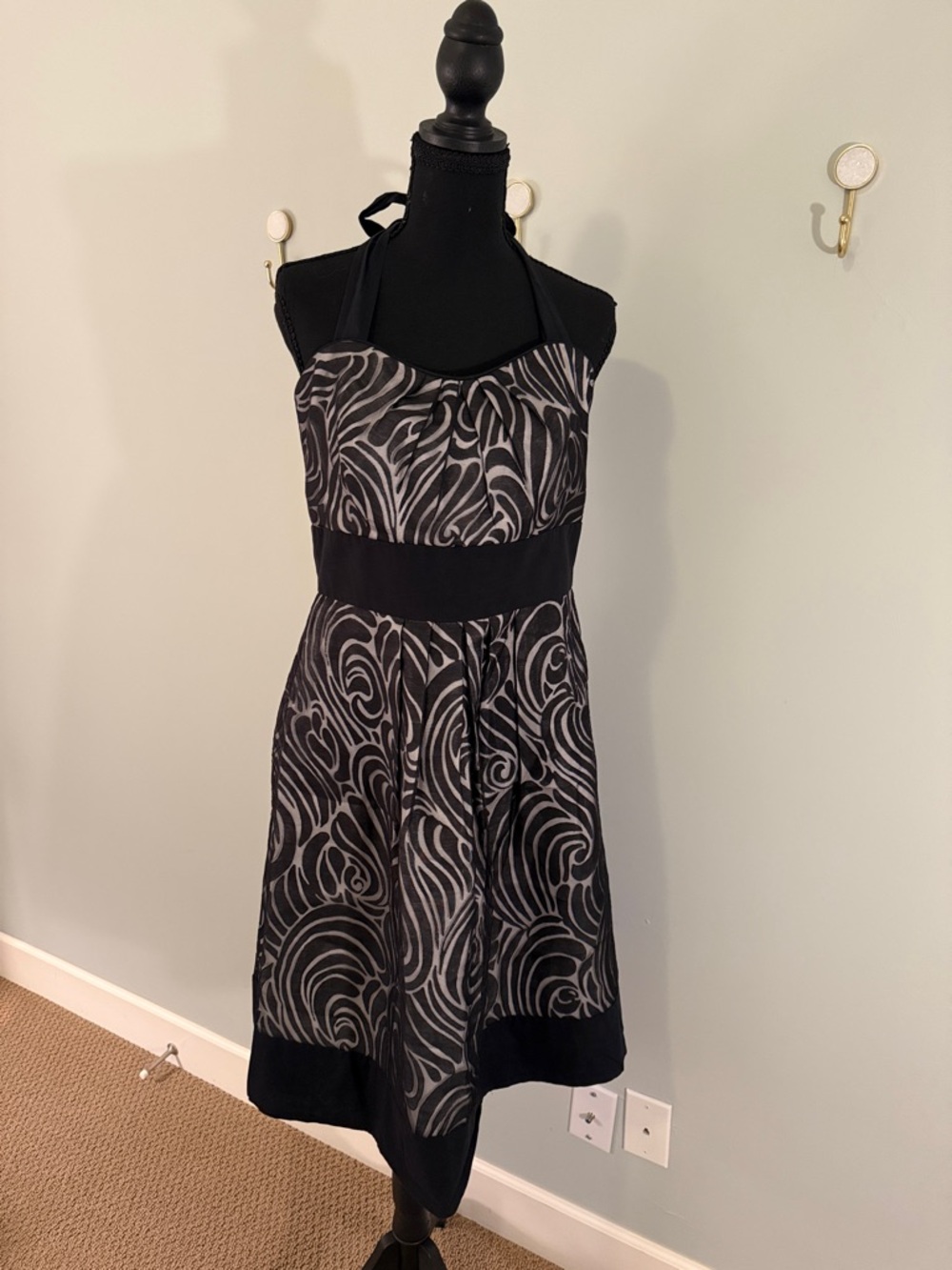 White House Black Market Black and Gray One-Shoulder Swirl Dress